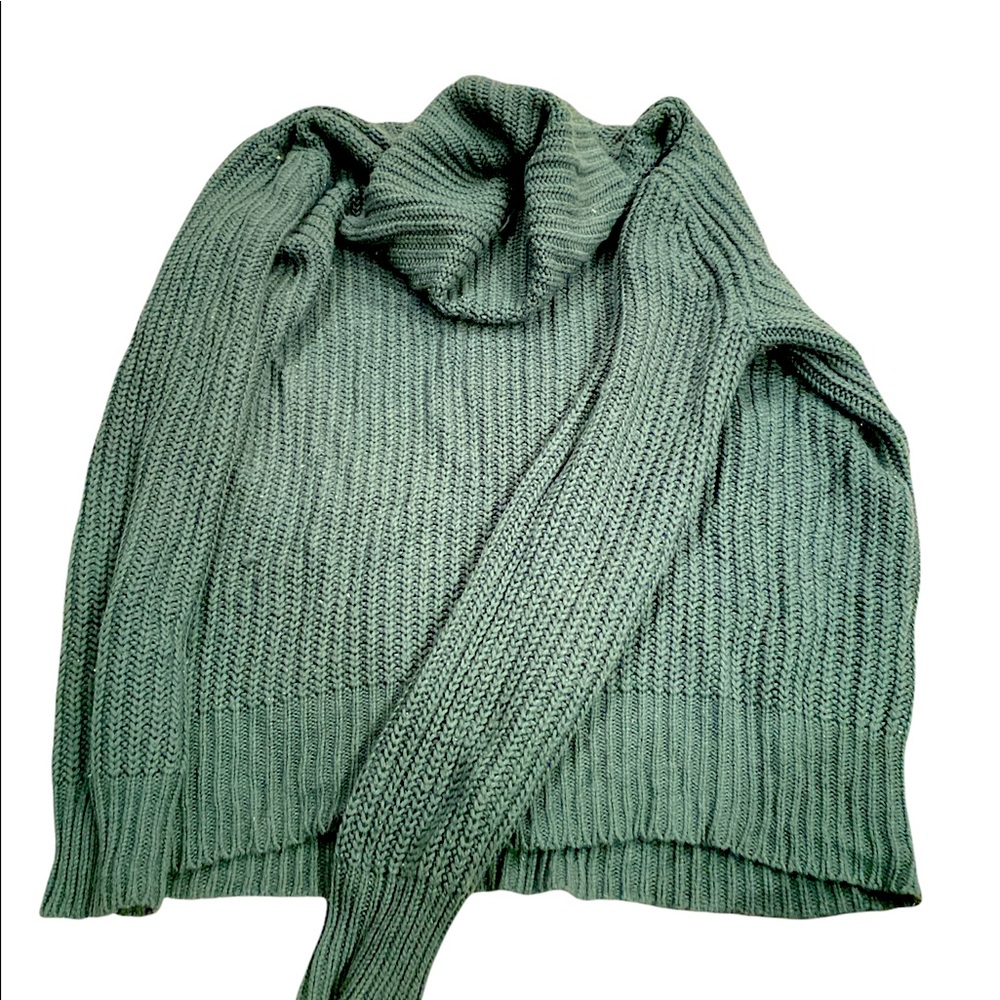 Green turtleneck knit sweater